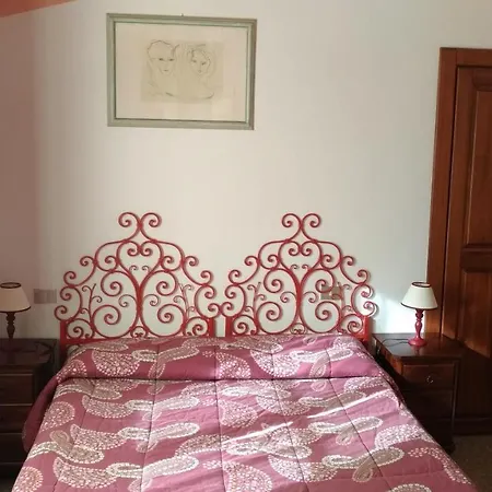 Domus Aparthotel *