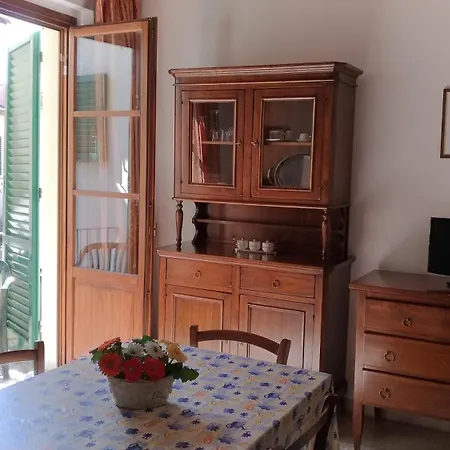 Domus Aparthotel Pisa